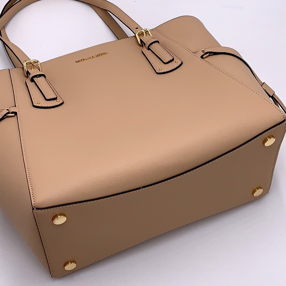 MICHAEL KORS Voyager East West OYSTER COLOR - Picture 14 of 15